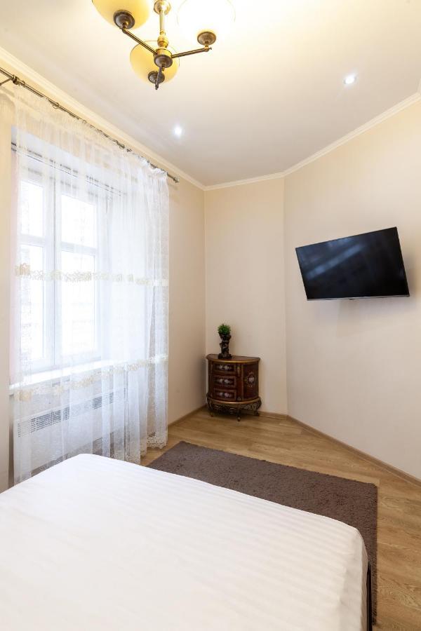Appartement Romari Лесі Українки à Lviv Extérieur photo