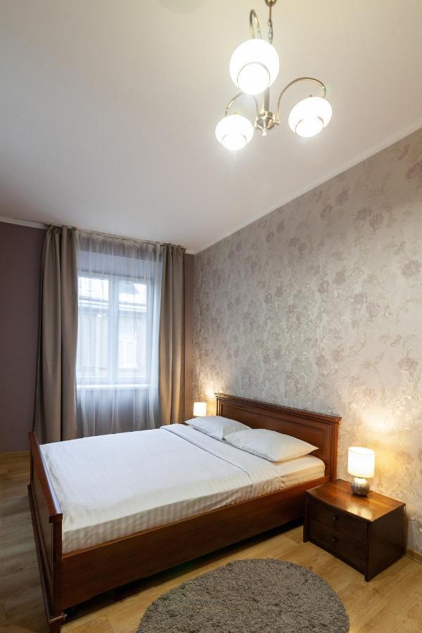Appartement Romari Лесі Українки à Lviv Extérieur photo