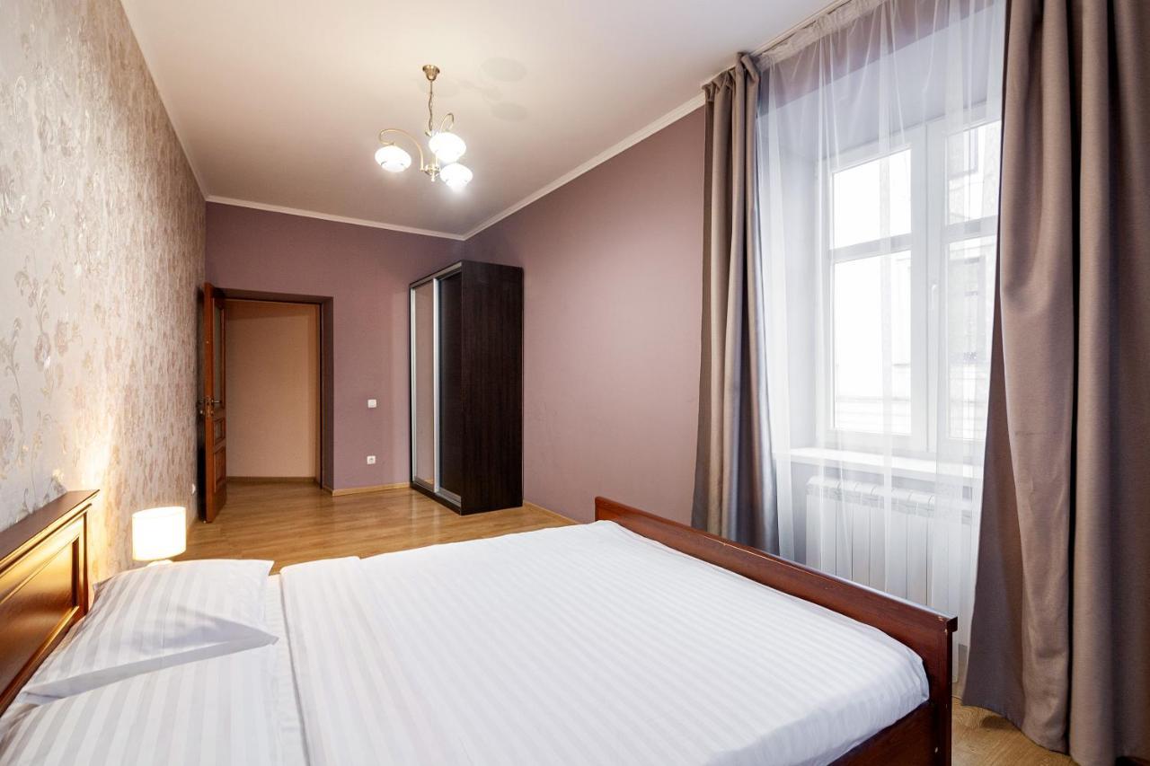 Appartement Romari Лесі Українки à Lviv Extérieur photo