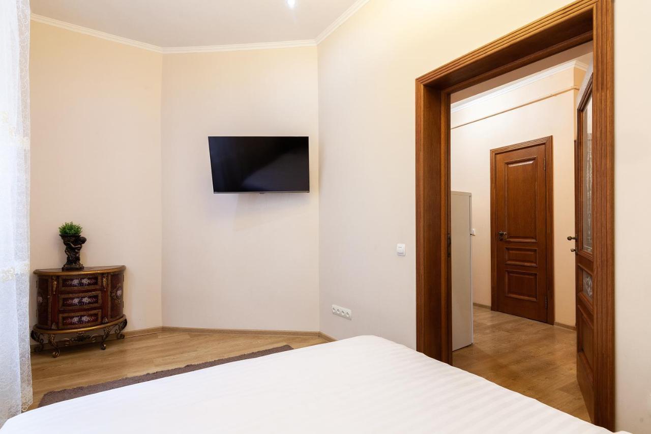 Appartement Romari Лесі Українки à Lviv Extérieur photo