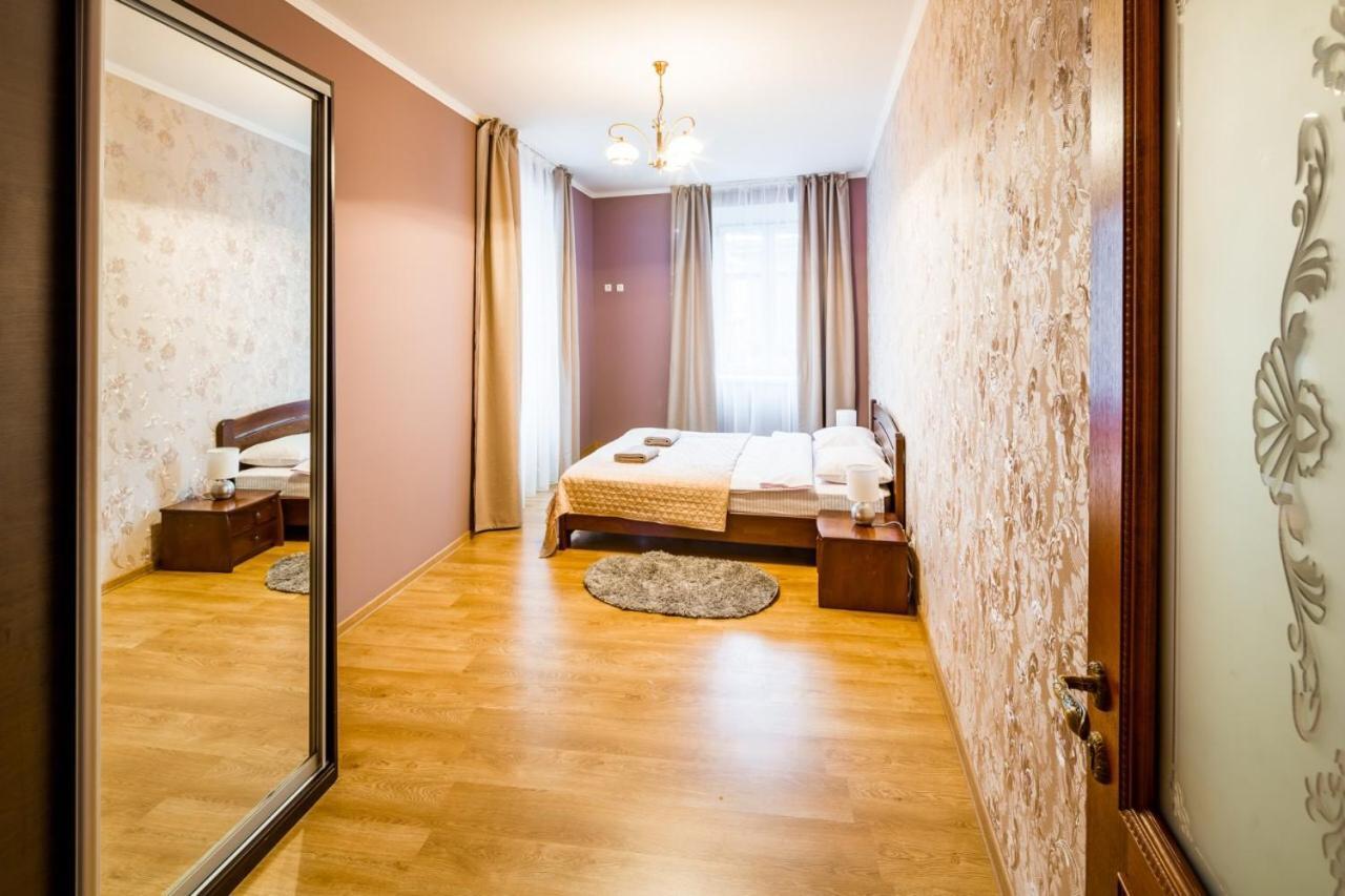 Appartement Romari Лесі Українки à Lviv Extérieur photo