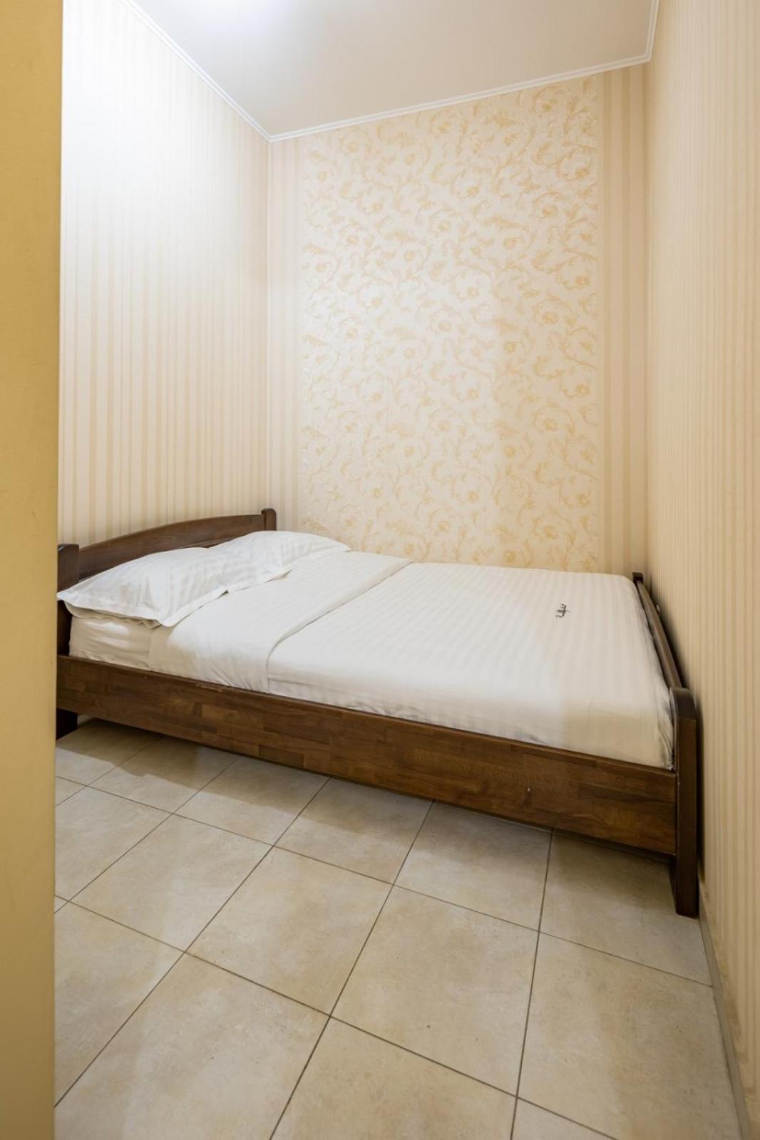 Appartement Romari Лесі Українки à Lviv Extérieur photo