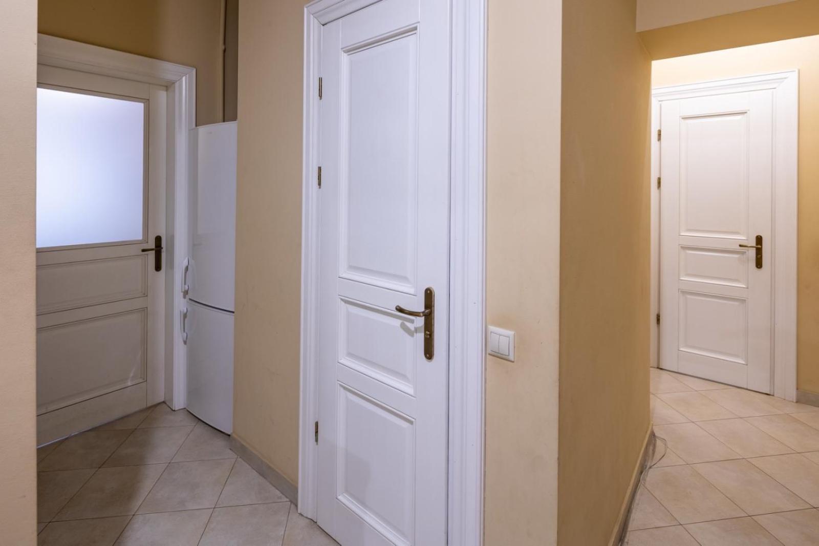 Appartement Romari Лесі Українки à Lviv Extérieur photo
