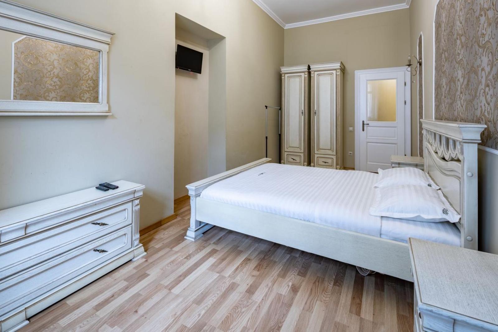 Appartement Romari Лесі Українки à Lviv Extérieur photo